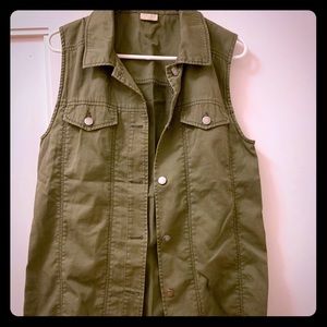 Army green Abound women’s button down vest